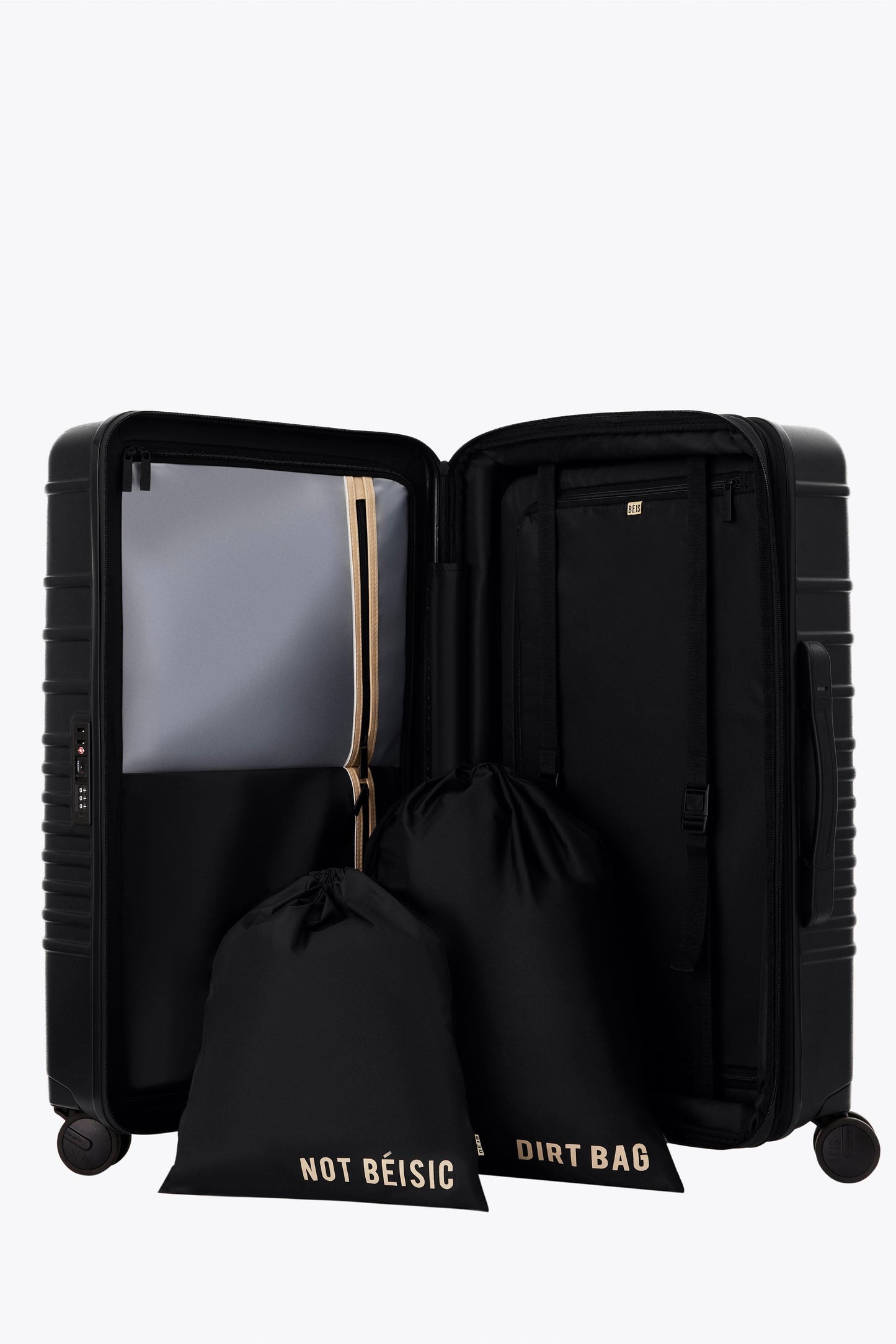 The Medium Check-In Roller in Black