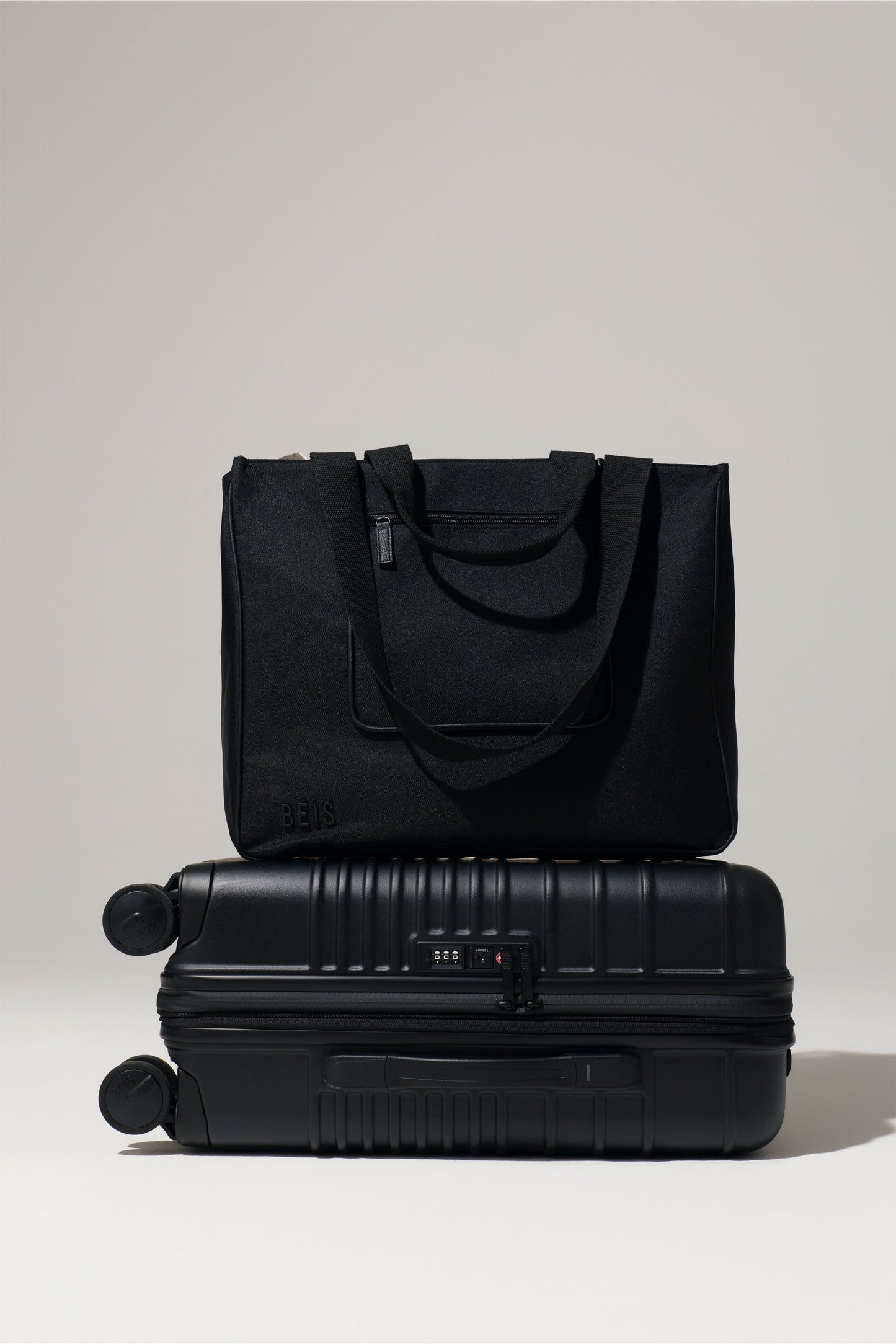 The Tote Set