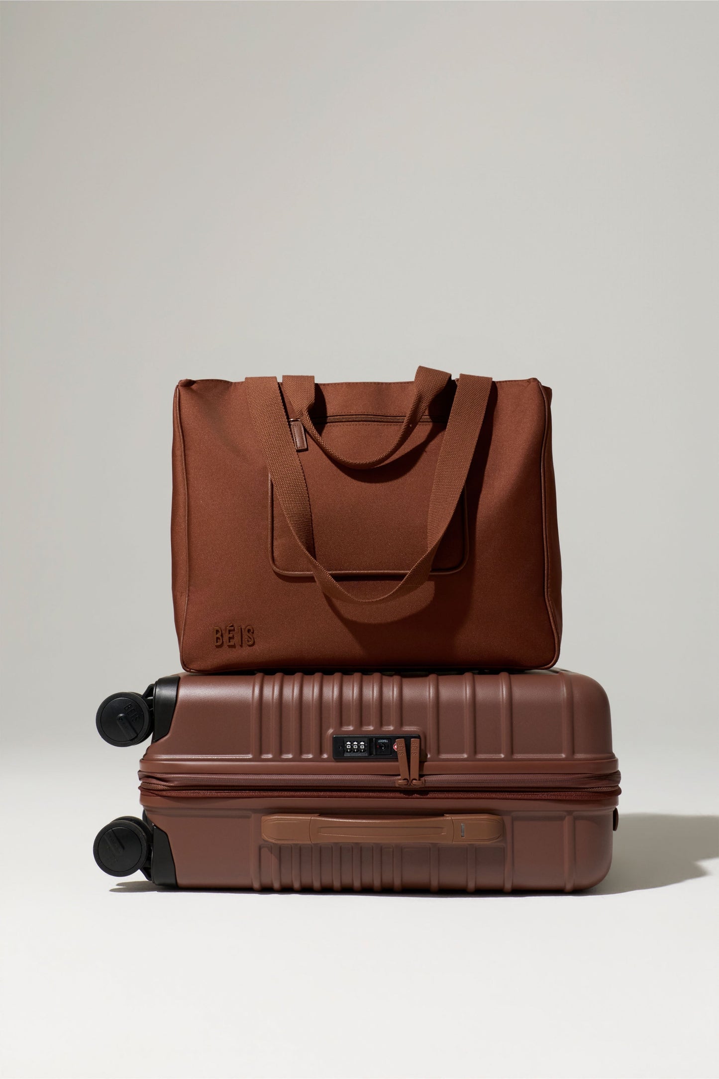 The Tote Set
